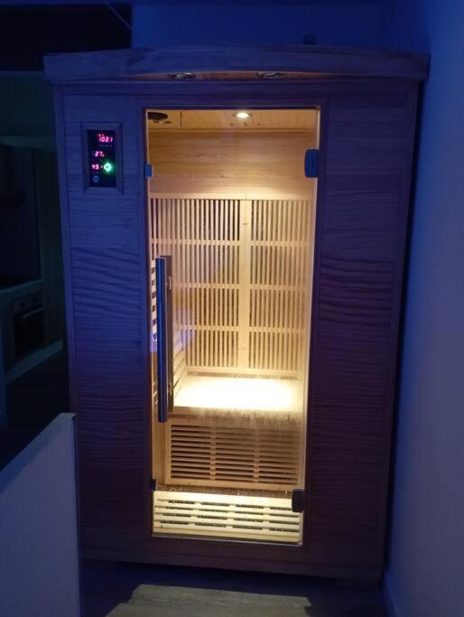 Sejour Sauna Et Jacuzzi Cocon La Roche-sur-Yon Exterior photo